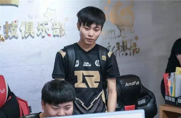 一家知名的 一家知名的