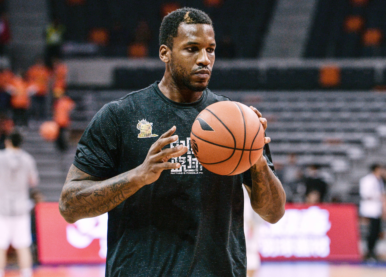 首发名单中 首发名单中