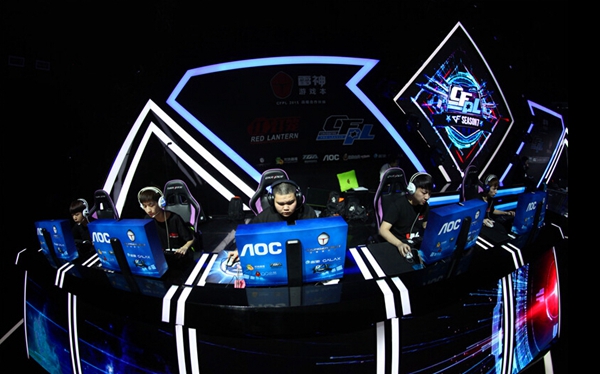 适时控球成 适时控球成